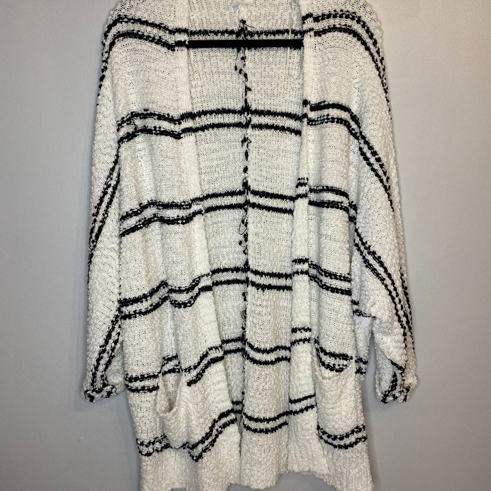 SIENNA SKY Textured Boucle Knit Cardigan in B&W Stripe (Size M)